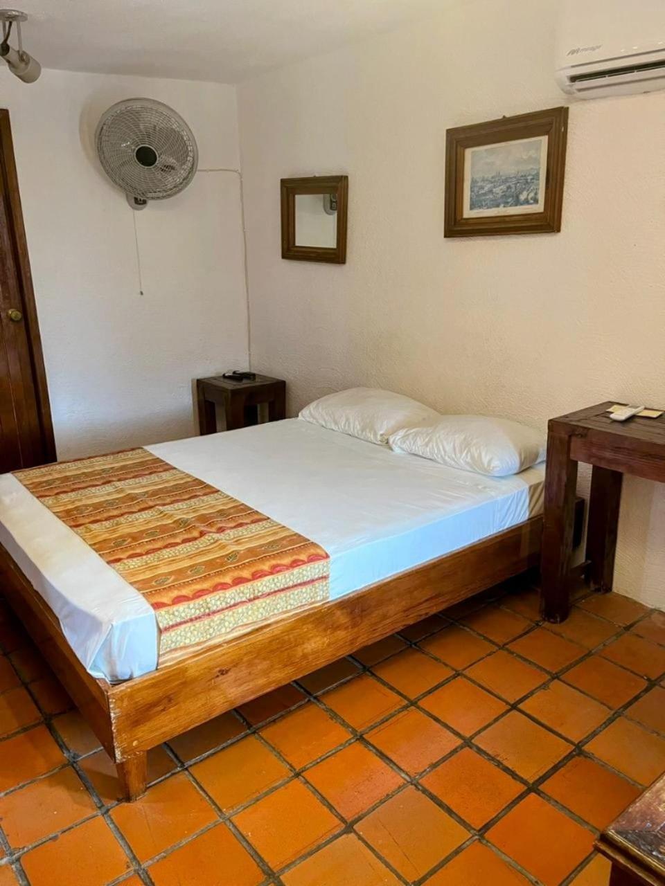 Hotel Casa Shaguibá Crucecita  Esterno foto